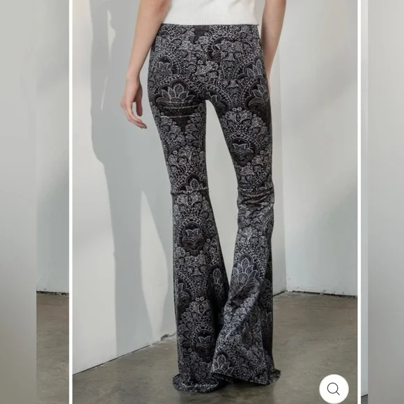 Reverof black velvet paisley print flare fitted pants XS - Picture 2 of 12